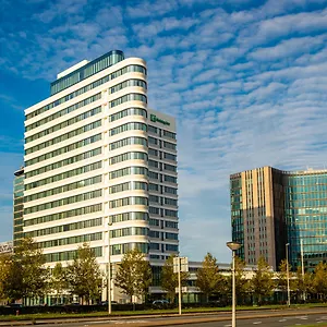 Hotel Express Arena Towers, An Ihg
