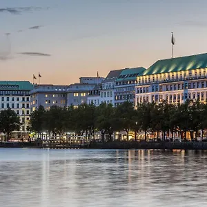 Hotel Fairmont Vier Jahreszeiten, Des Jahres 2023 & 2024- 101 Besten, Hamburg